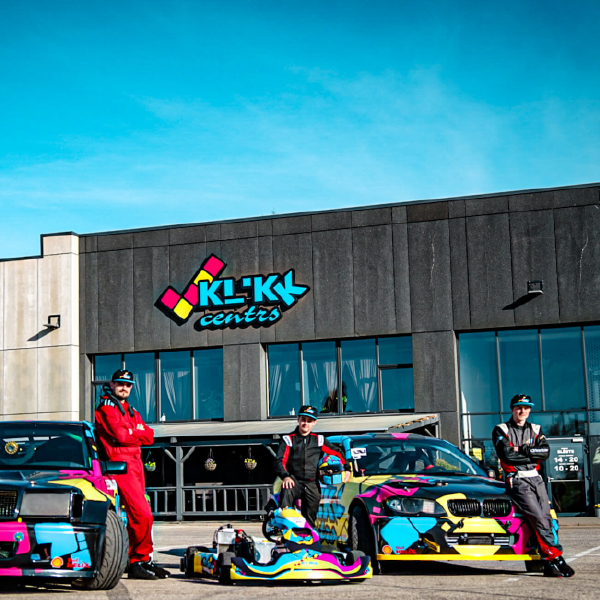 KLIKK centra kopiena KLIKK racing drifta automašīnas un sporta kartings